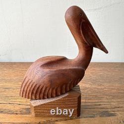 Objet d'art populaire japonais en bois de sculpture d'oiseau pélican