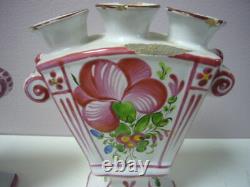 PAIRE DE TULIPIERS EN FAIENCE DES ISLETTES XIXème DECOR OEILLET