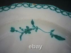 PLAT EN FAIENCE DE MARSEILLE ATELIER SAVY XVIIIème CAMAÏEU VERT dit de SAVY