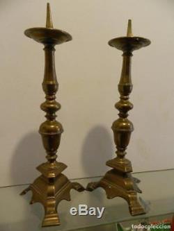 Pair de chandeliers, pique-cierges, bronze, Italie, Bologne, haute époque