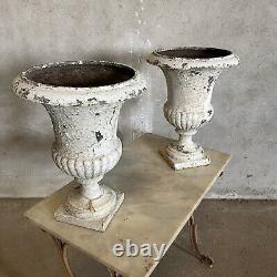 Paire De Vases Médicis Ancien