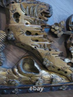 Paire de boiseries sculptées dorées CHINE motifs fleurs, tronc et rochers XIXe