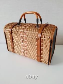 Panier de marché ancien tressé