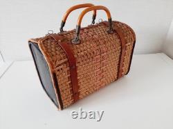 Panier de marché ancien tressé