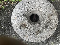 Partie supérieure d'un ancien moulin à sel en pierre (renard couché)