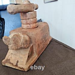 Pilon, Pressoir Ancien en Bois Sculpté Zoomorphe Bélier Art Populaire