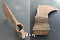 RARE ancienne HACHE XIXe MILITAIRE ART POPULAIRE gravée et signée ACIER CREUSOT