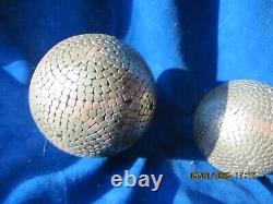 Rare Ancienne Paire De Boules De Petanques Lyonnaises Cloutees En Bronze