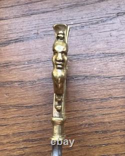Rare Ancienne paire de ciseaux vers 1850 Visage Barbu acier et bronze
