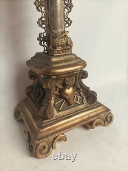 Rare ancien crucifix doré à la feuille d'or d'époque et style Louis-Philippe
