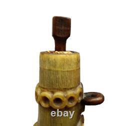 Rare corne à jus de tabac de berger art populaire