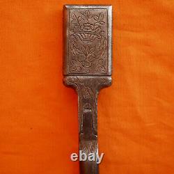 Rare outil décoré XVIIIe Pince à monter ou a tendre, Bottier Cordonnier tool