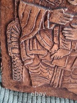 Relief en albatre De La Vierge À L'Enfant