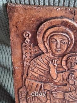 Relief en albatre De La Vierge À L'Enfant