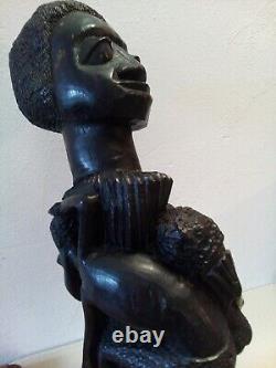 SCULPTURE 35 x 10cm MERE et enfants MAASAI KENYA BOIS EBENE AFRICAIN VINTAGE TBE