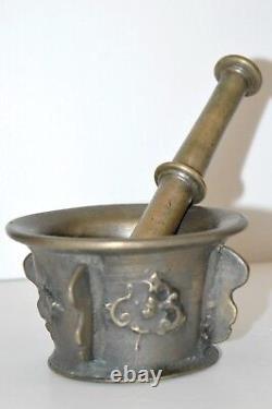 SUPERBE MORTIER BRONZE A AILETTES et SON PILON HAUTE EPOQUE MORTAR XVIIe
