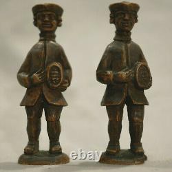 Santons Figurines bois fin 18eme s. Signés CARBONEL Art populaire folk art