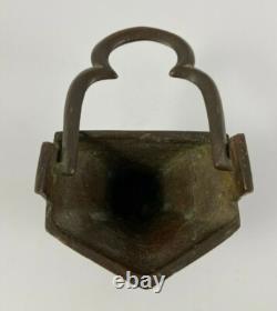 Seau A Eau Benite En Bronze XVI Eme France Pays Bas Gothique Chocolatee H2509