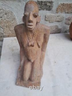 Statue en terre cuite Djenné. Mali