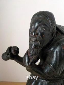 Statuette en bois de pèlerin d'Asie Chine