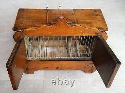 Superbe Cage armoire pour Oiseaux chanteur vers 1900
