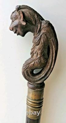 Superbe ancienne canne en acajou joli pommeau sculpté décor de faune 19éme