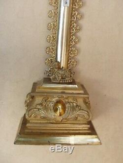 Superbe crucifix doré à la feuille d'or- Epoque Louis-Philippe
