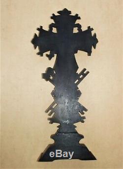 Superbe et rare important crucifix Napoléon III en bois laqué noir