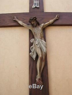 Superbe grand crucifix mural Napoléon III en bois