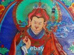 THANKA art bouddhiste du Tibet représente GURU RIMPOCHE dimension 68 sur 118 cm
