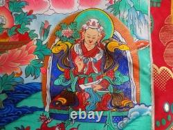 THANKA art bouddhiste du Tibet représente GURU RIMPOCHE dimension 68 sur 118 cm