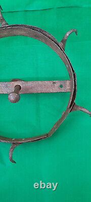 TRÈS ANCIENNE COURONNE D'OFFICE XVIII XIX e FER FORGÉ cuisine, boucherie