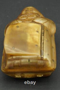 Tabatière 19th corne probablement Inuit ou nord Russie, old tobacco snuff box