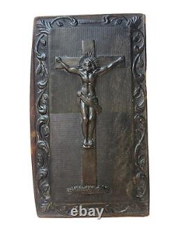 Tabatière en Corne Crucifixion Christ Religion XIX ème Art Populaire Snuff Box