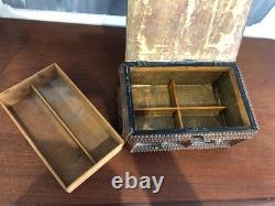 Tramp Art Coffret A Couture Ou A Bijoux En Bois Sculpté, Art Populaire