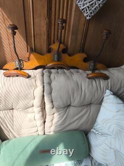 Très beau porte manteau 19eme en bois de merisier