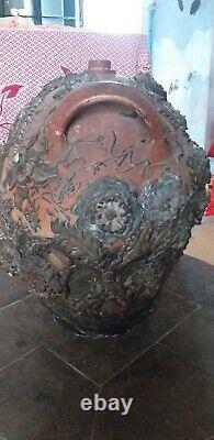 Très rare ancienne cruche amphore à huile barbotine de métal du XIXeme -H 46cm