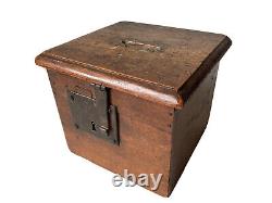 Tronc d'Église Bois Sculpté Art Populaire France Religion Quête XVIIIème Siècle