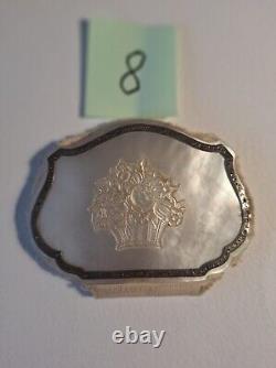 Un carnet de note souvenirs + 2 trousses en nacre pour couturières LOT 8