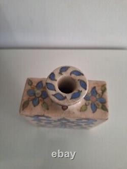 Vase, Bouteille céramique Kadjar Iznik Perse décor à fleurs bleu