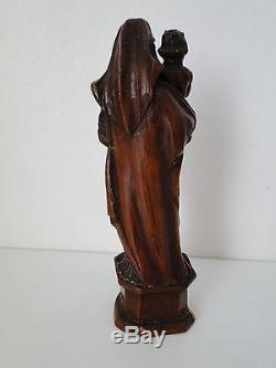 Vierge A L Enfant En Bois Sculpte Noyer 17 Eme Ou 18 Eme (g38)